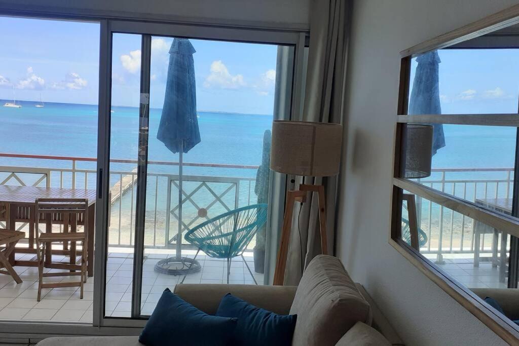 Superbe Studio Dolce Vita Vue Mer Plage Piscine Marigot  Luaran gambar