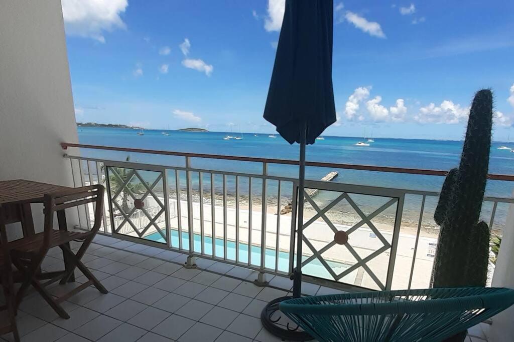 Superbe Studio Dolce Vita Vue Mer Plage Piscine Marigot  Luaran gambar