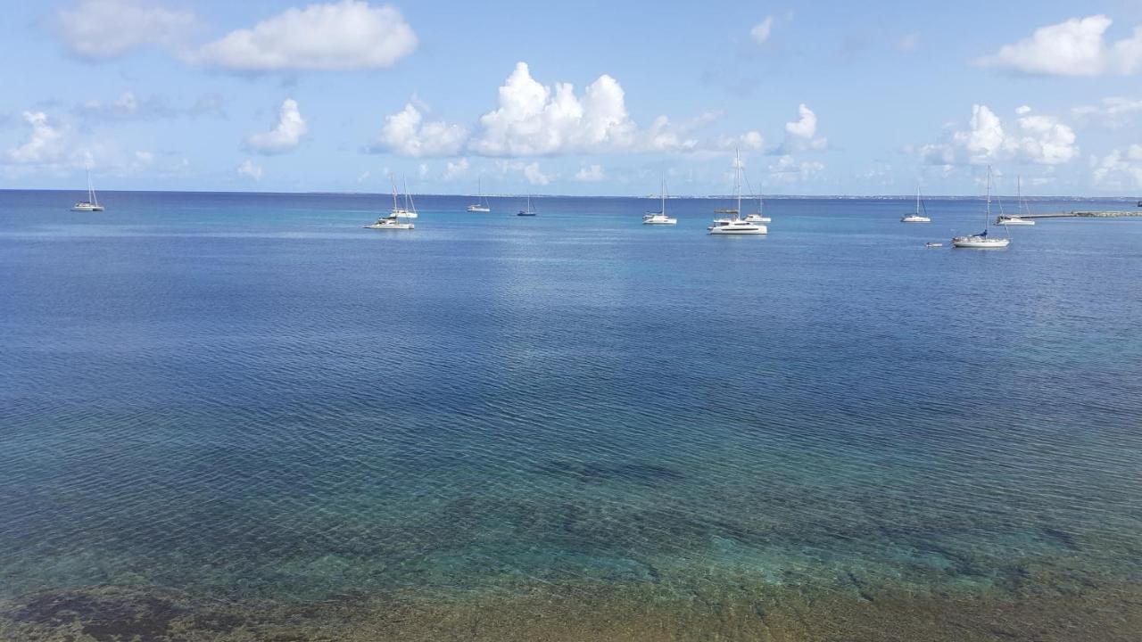 Superbe Studio Dolce Vita Vue Mer Plage Piscine Marigot  Luaran gambar